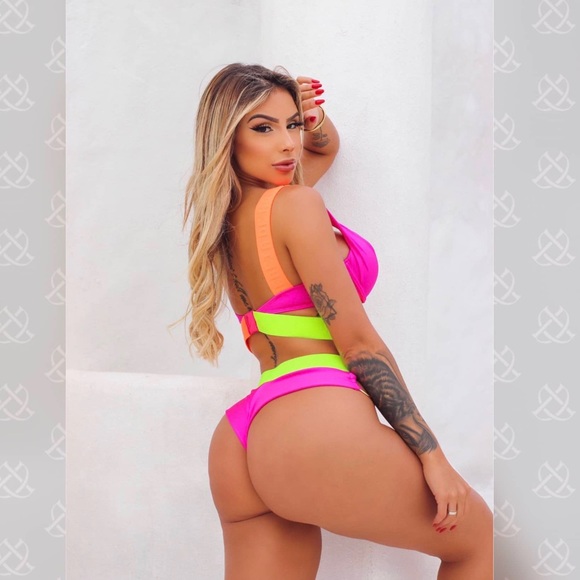 Copacabana crisscross push-up balconette bikini set - Picture 4 of 8